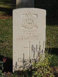 Salonika (Lembet Road) Military Cemetery - Young, F